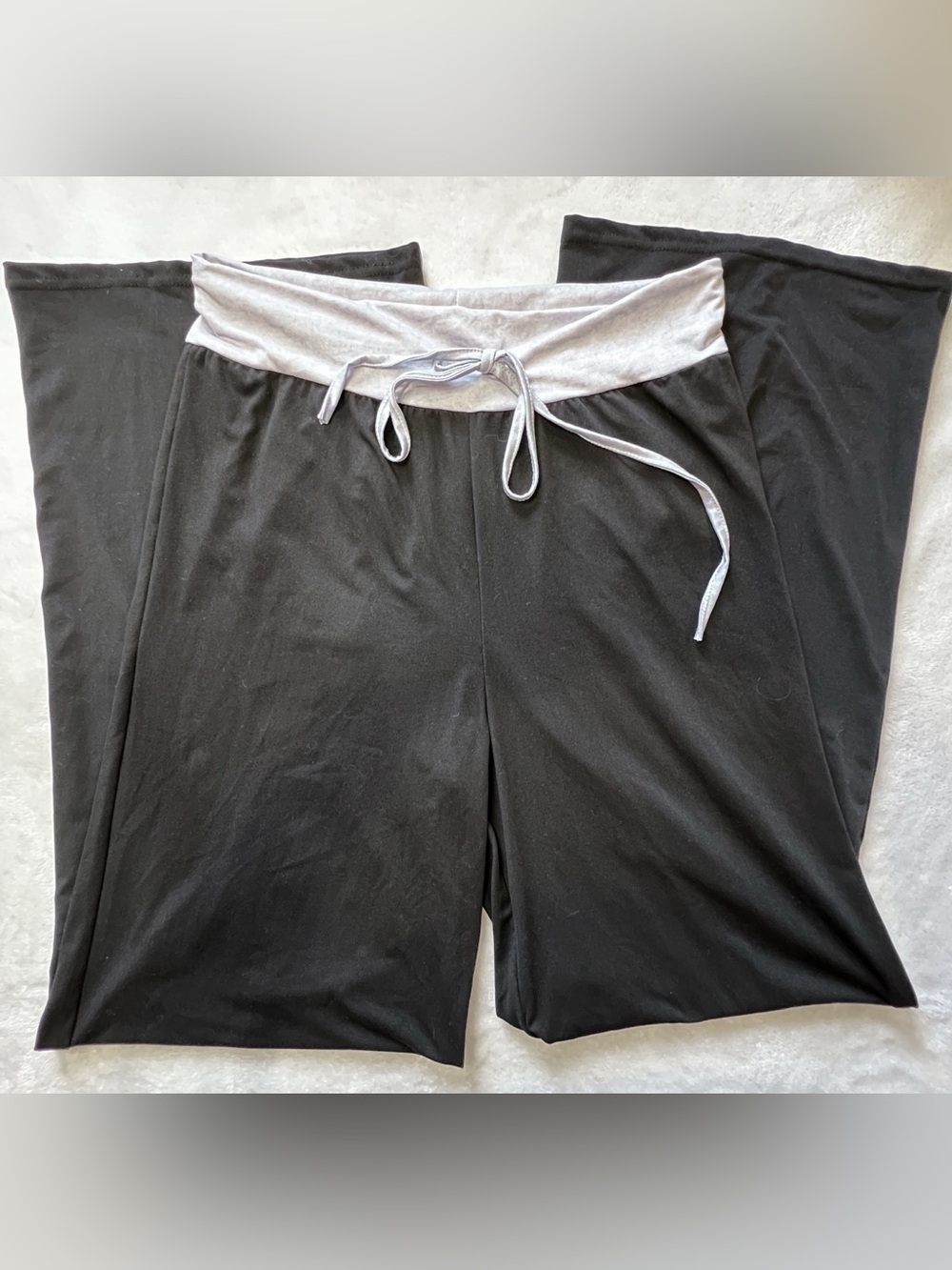 Black Wide-Leg Lounge Pants with Light Gray Drawstring Waistband Juniors M